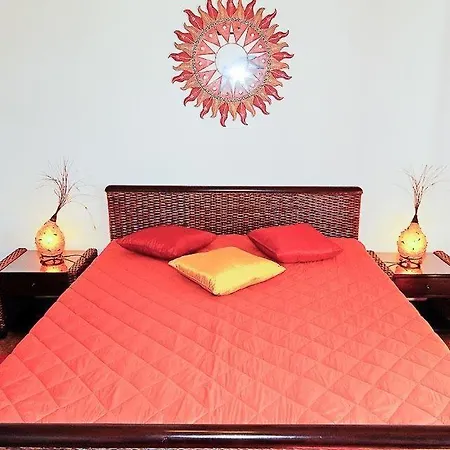 Villa Gale Sleeps 8 Pool Air Con Wifi