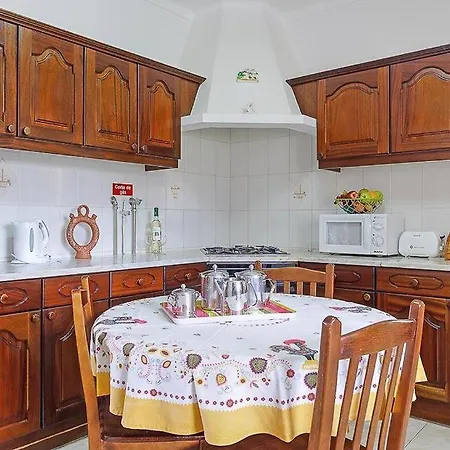 Villa Gale Sleeps 8 Pool Air Con Wifi